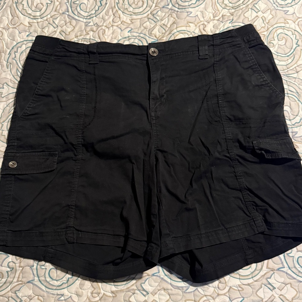Style & Co. Women’s Black Cargo Shorts